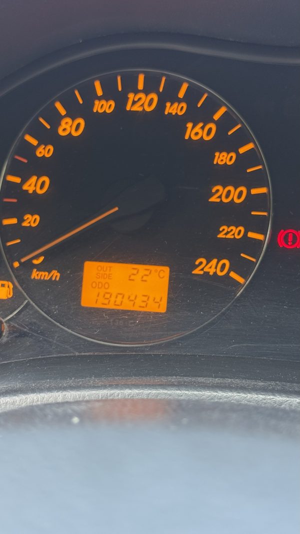TOYOTA AVENSIS 2.0 D-4D SOL - Imagen 13
