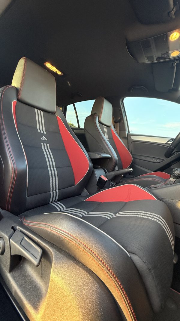 VOLKSWAGEN GOLF VI 2.0 TSI GTI ADIDAS - Imagen 17