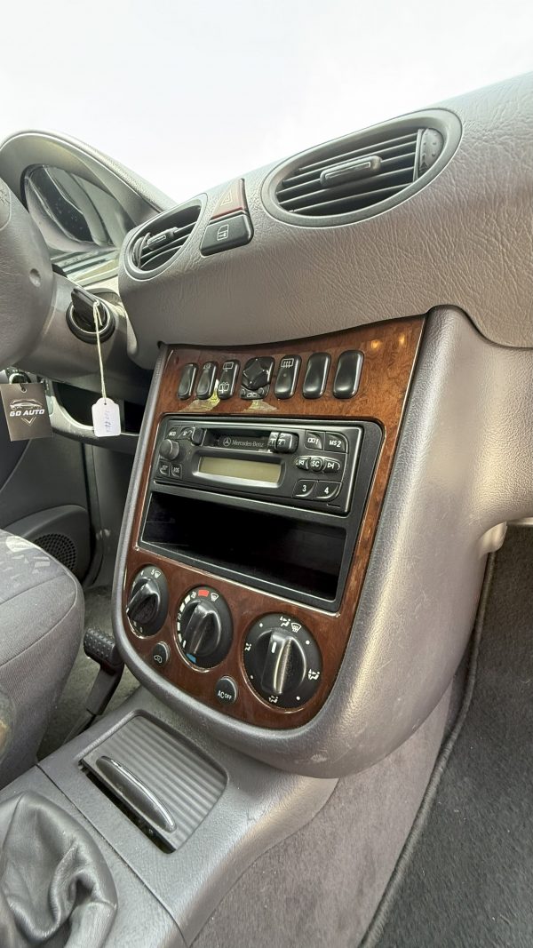 MERCEDES-BENZ CLASE A 170 CDI ELEGANCE - Imagen 14