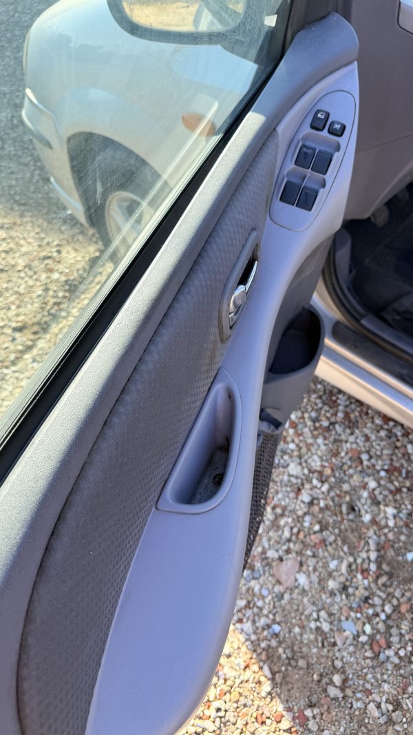 NISSAN Almera Tino 2.2 dCi Acenta - Imagen 9