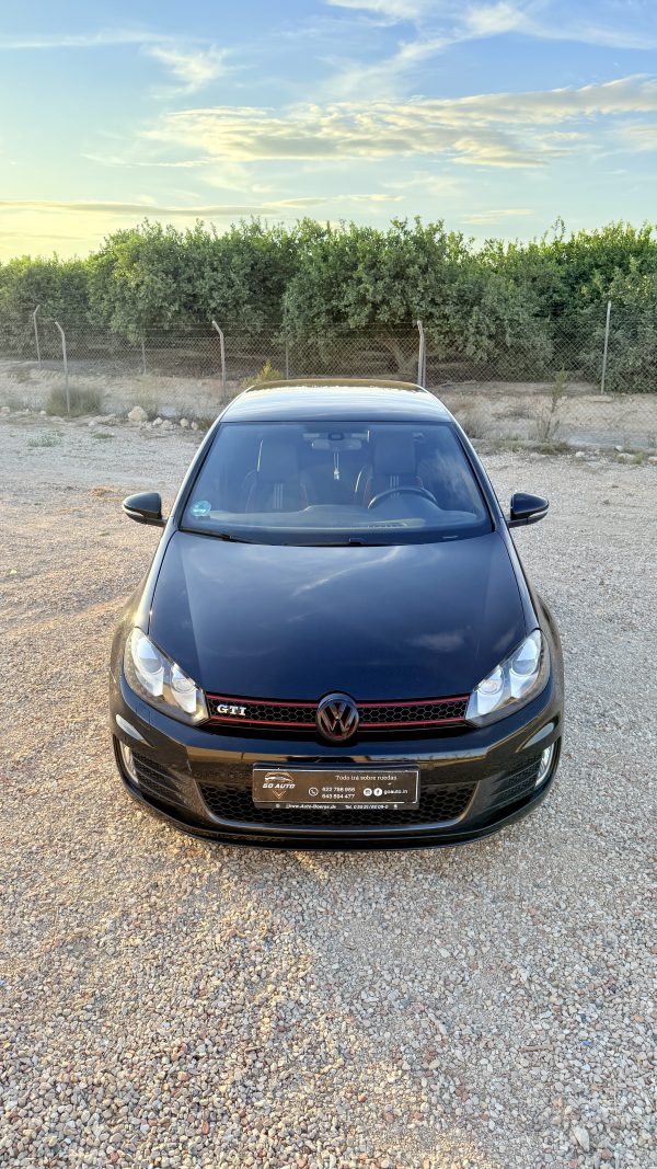 VOLKSWAGEN GOLF VI 2.0 TSI GTI ADIDAS - Imagen 3