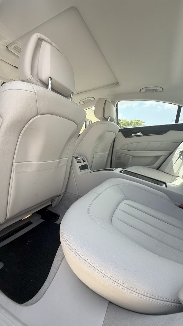 MERCEDES-BENZ CLASE CLS 350 - Imagen 24