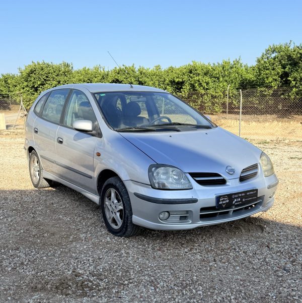 NISSAN Almera Tino 2.2 dCi Acenta