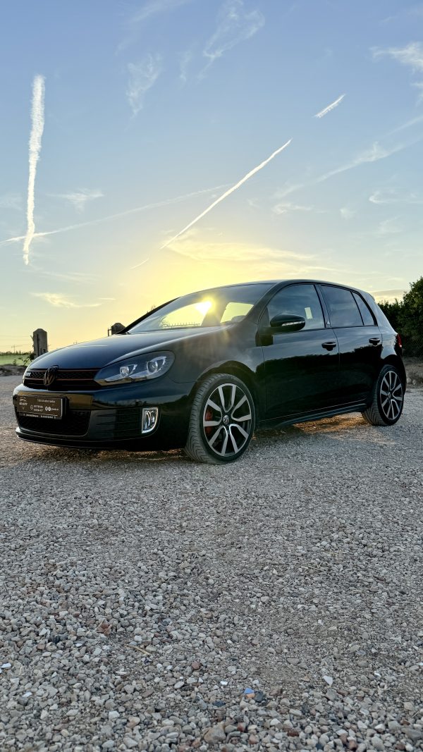 VOLKSWAGEN GOLF VI 2.0 TSI GTI ADIDAS - Imagen 5