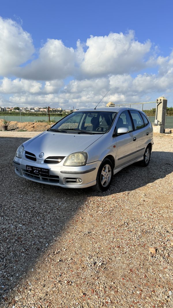 NISSAN Almera Tino 2.2 dCi Acenta - Imagen 5