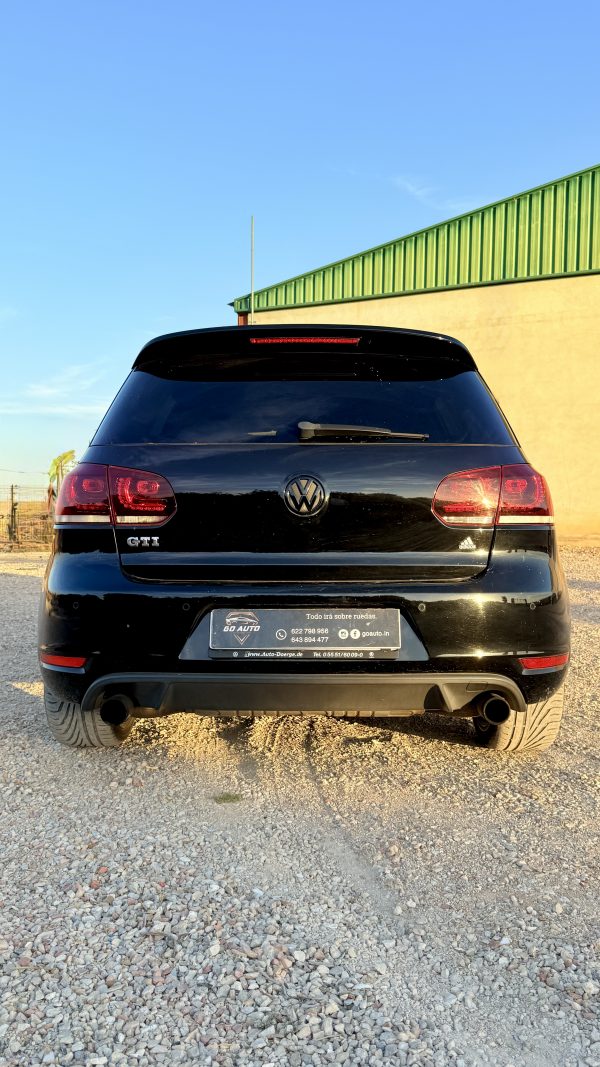 VOLKSWAGEN GOLF VI 2.0 TSI GTI ADIDAS - Imagen 7