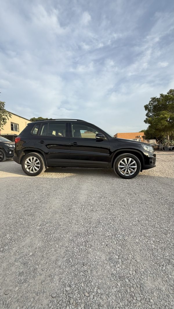 VOLKSWAGEN TIGUAN 2.0 TDI BMT - Imagen 2