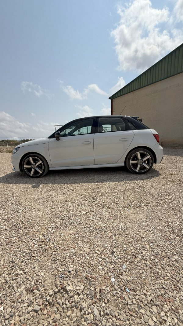AUDI A1 1.0 TFSI ATTRACTION S-TR - Imagen 4