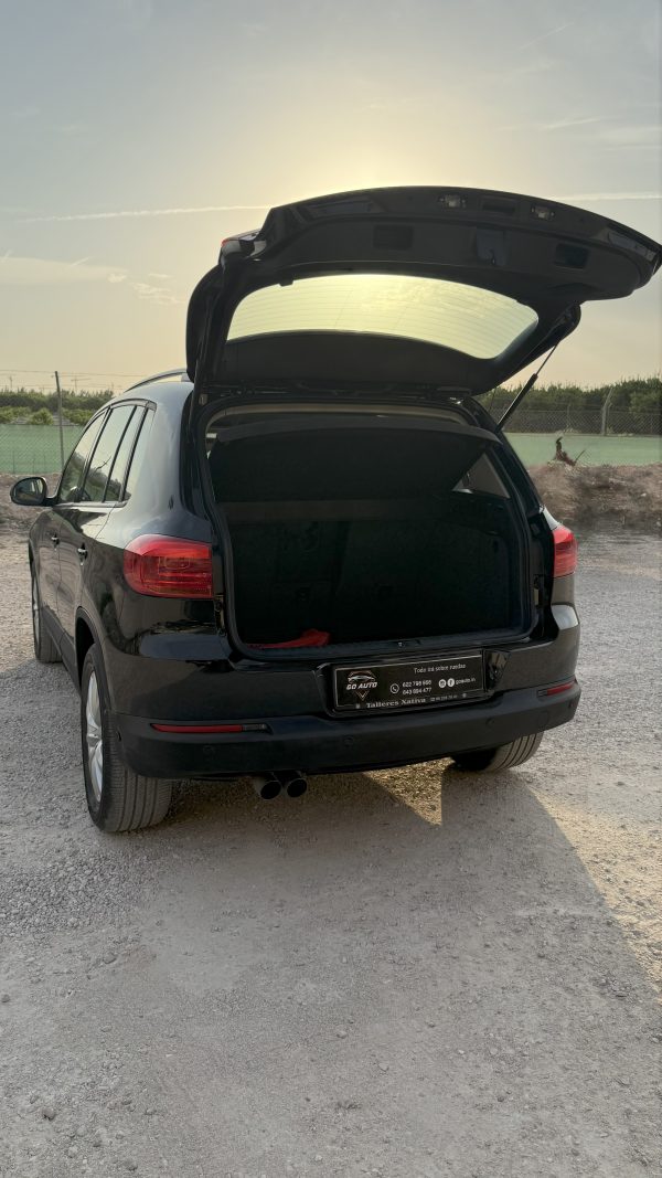VOLKSWAGEN TIGUAN 2.0 TDI BMT - Imagen 8