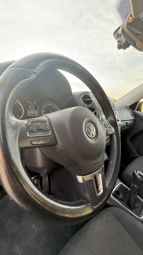 VOLKSWAGEN TIGUAN 2.0 TDI BMT - Imagen 11