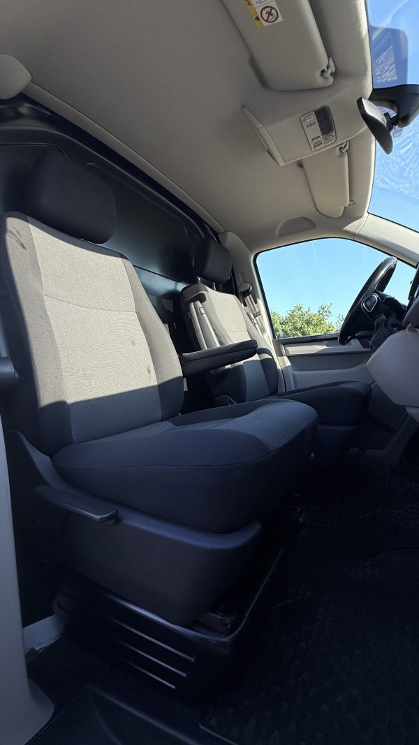 Volkswagen T6 Transporter 2.0 TDI Kasten EcoProfi Lang - Imagen 19