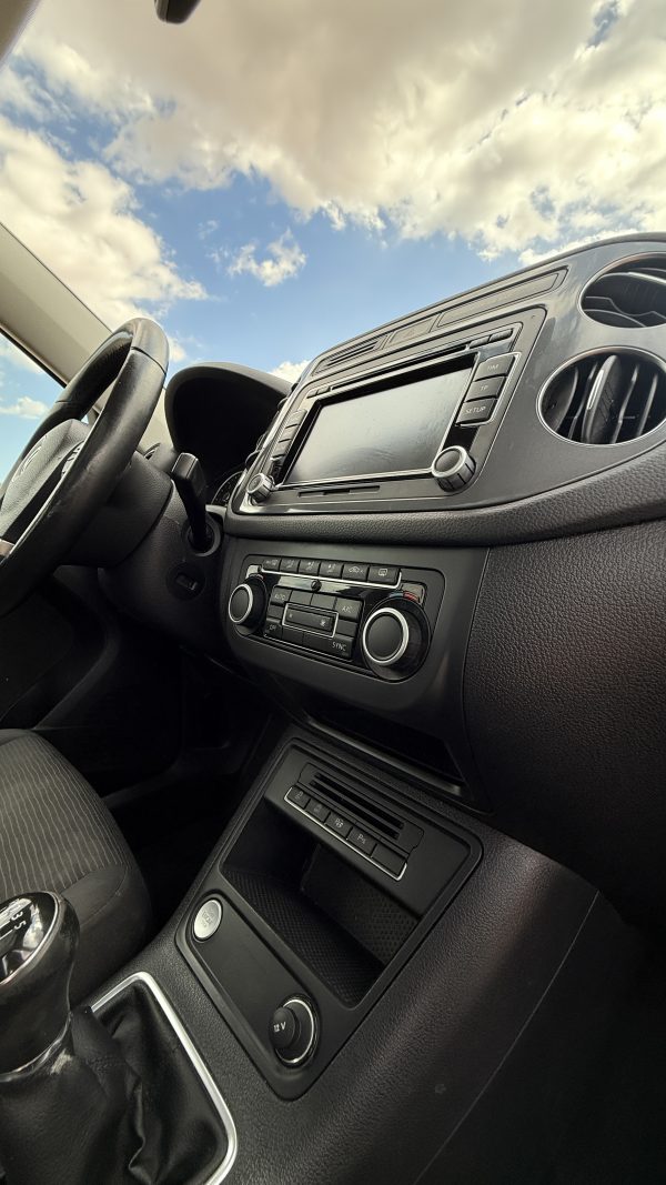 Volkswagen Tiguan 2.0 TDI T1 BlueMotion - Imagen 13