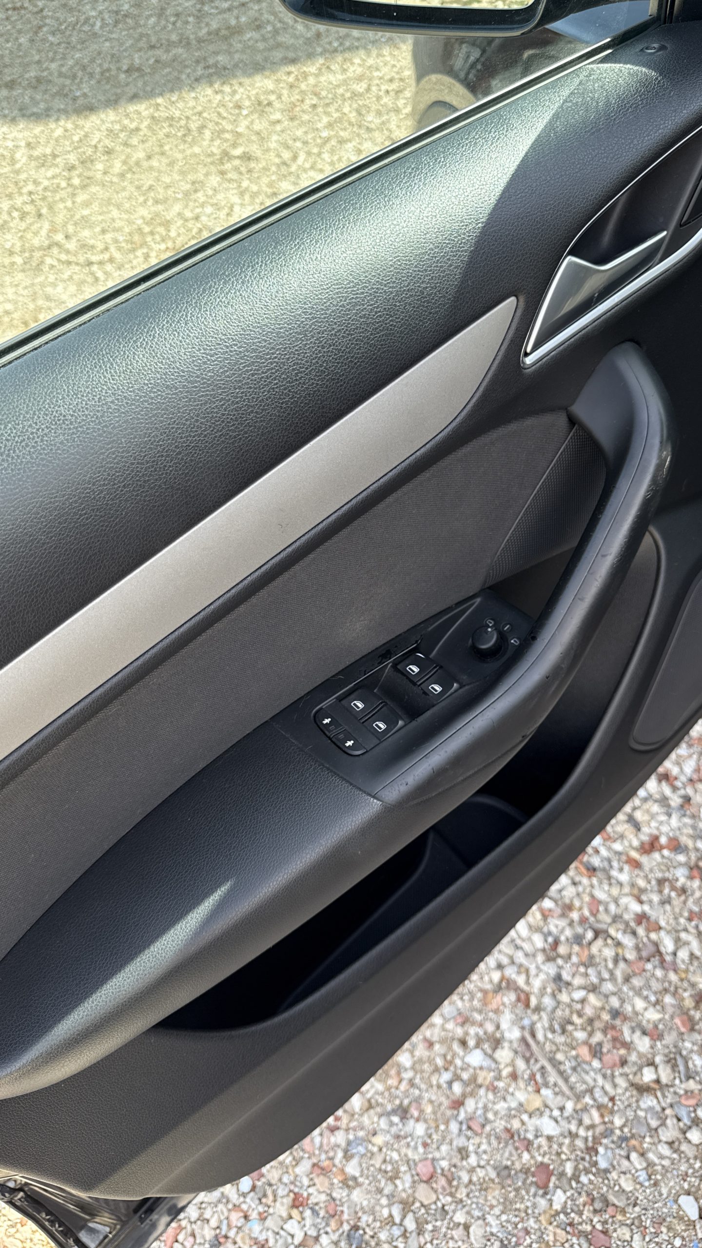 Audi Q3 2.0 TDI Advance - Imagen 10