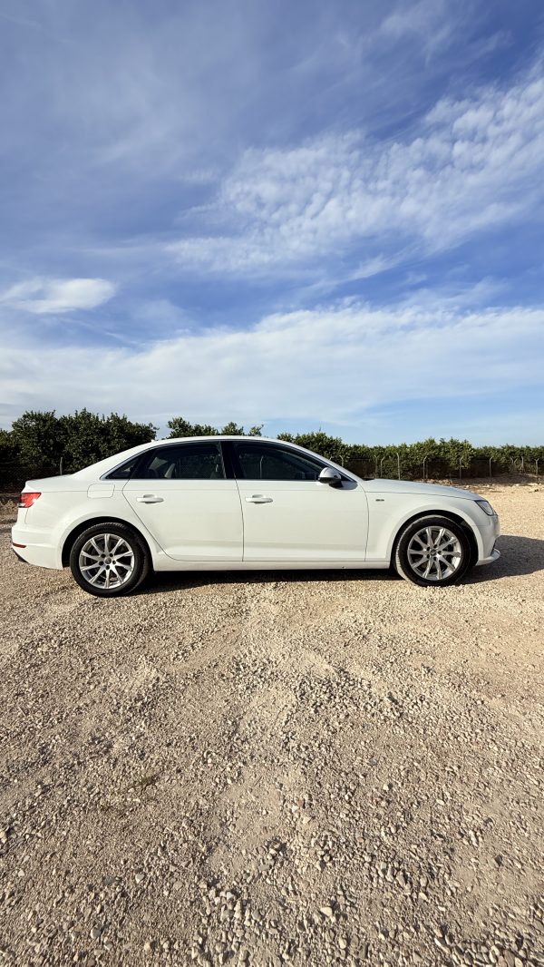 Audi A4 2.0 TDI Limousine - Imagen 2