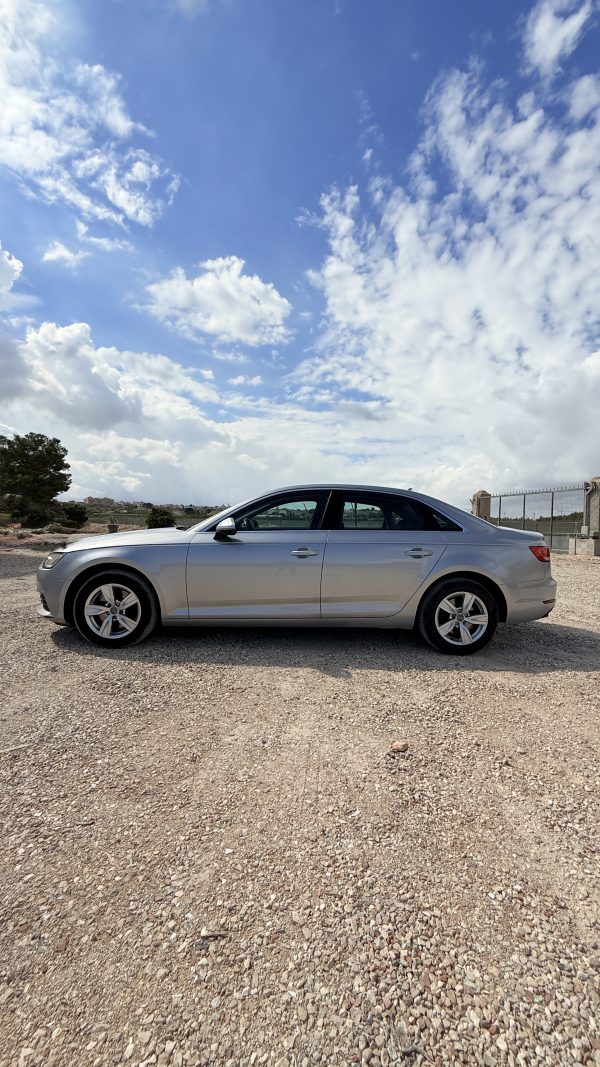 Audi A4 2.0 TDI Advanced Edition - Imagen 4