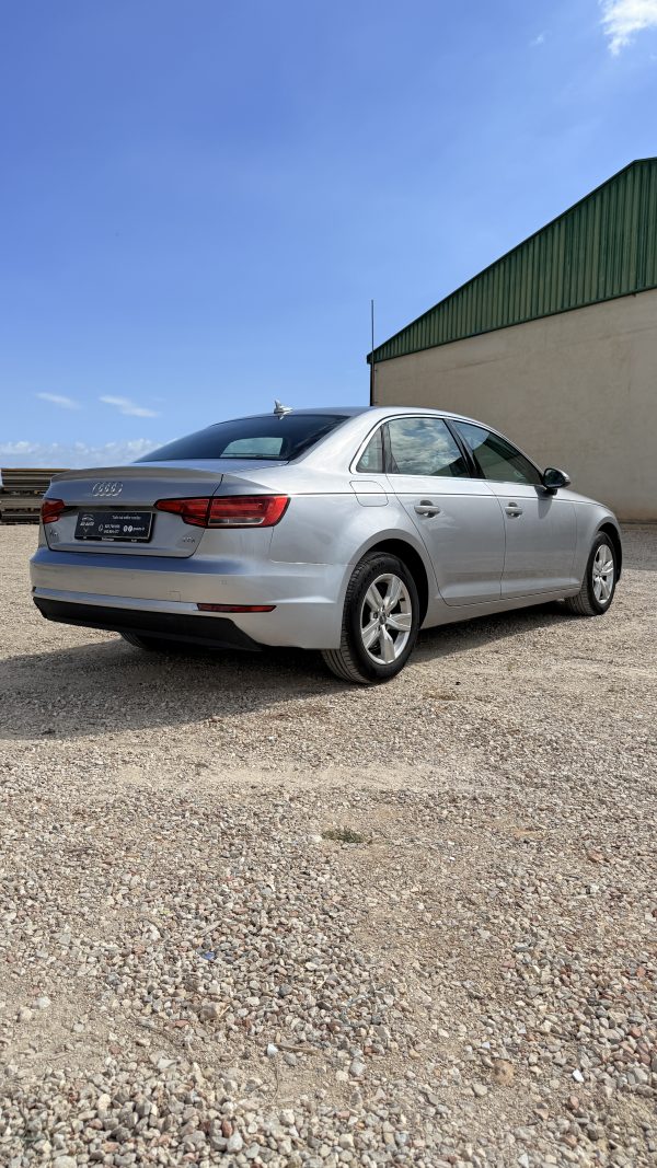 Audi A4 2.0 TDI Advanced Edition - Imagen 6