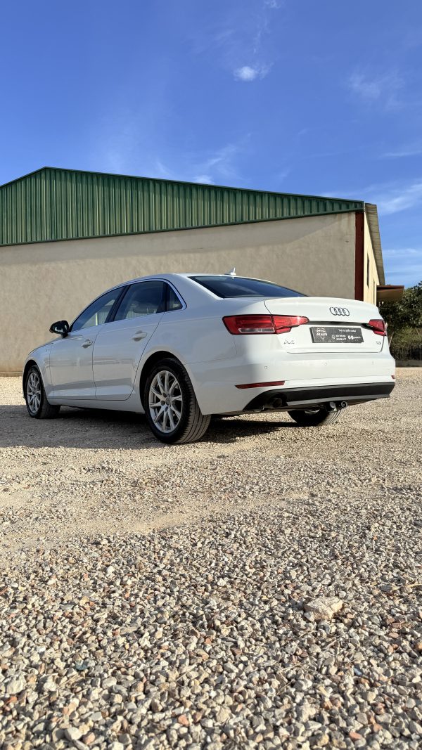 Audi A4 2.0 TDI Limousine - Imagen 9