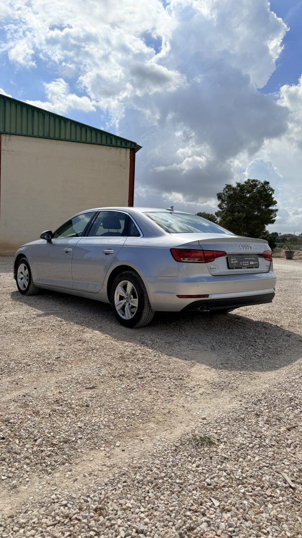 Audi A4 2.0 TDI Advanced Edition - Imagen 8
