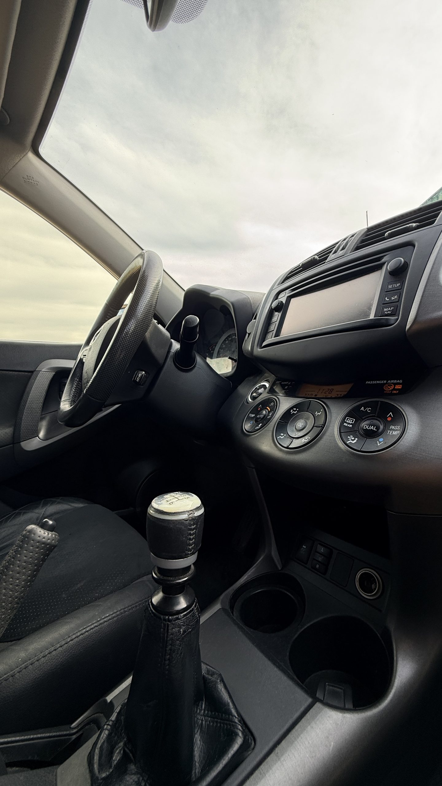 Toyota RAV 4 2.2 D-4D Life - Imagen 15