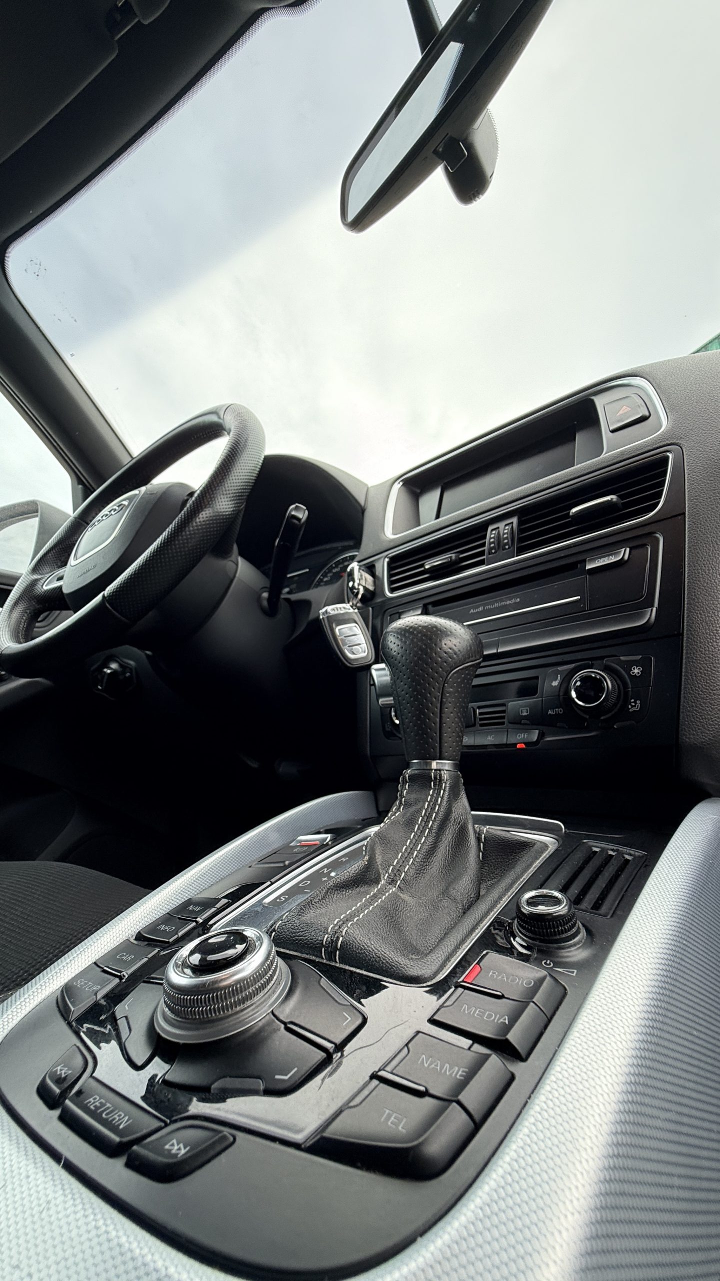 Audi Q5 2.0 TDI quattro 170 CV - Imagen 12