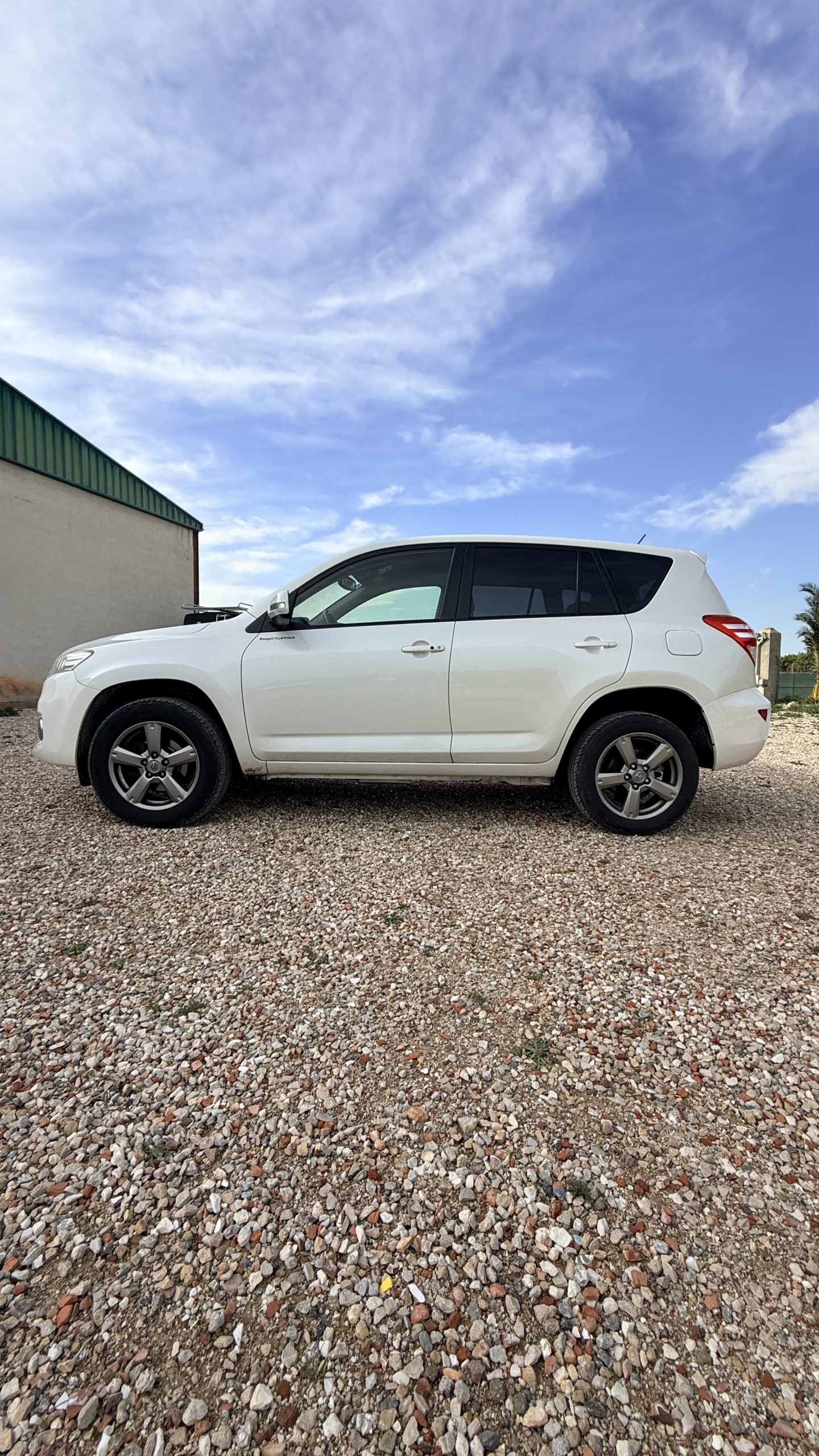 Toyota RAV 4 2.2 D-4D Life - Imagen 4
