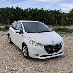 Peugeot 208 1.6 HDi Style 92 CV