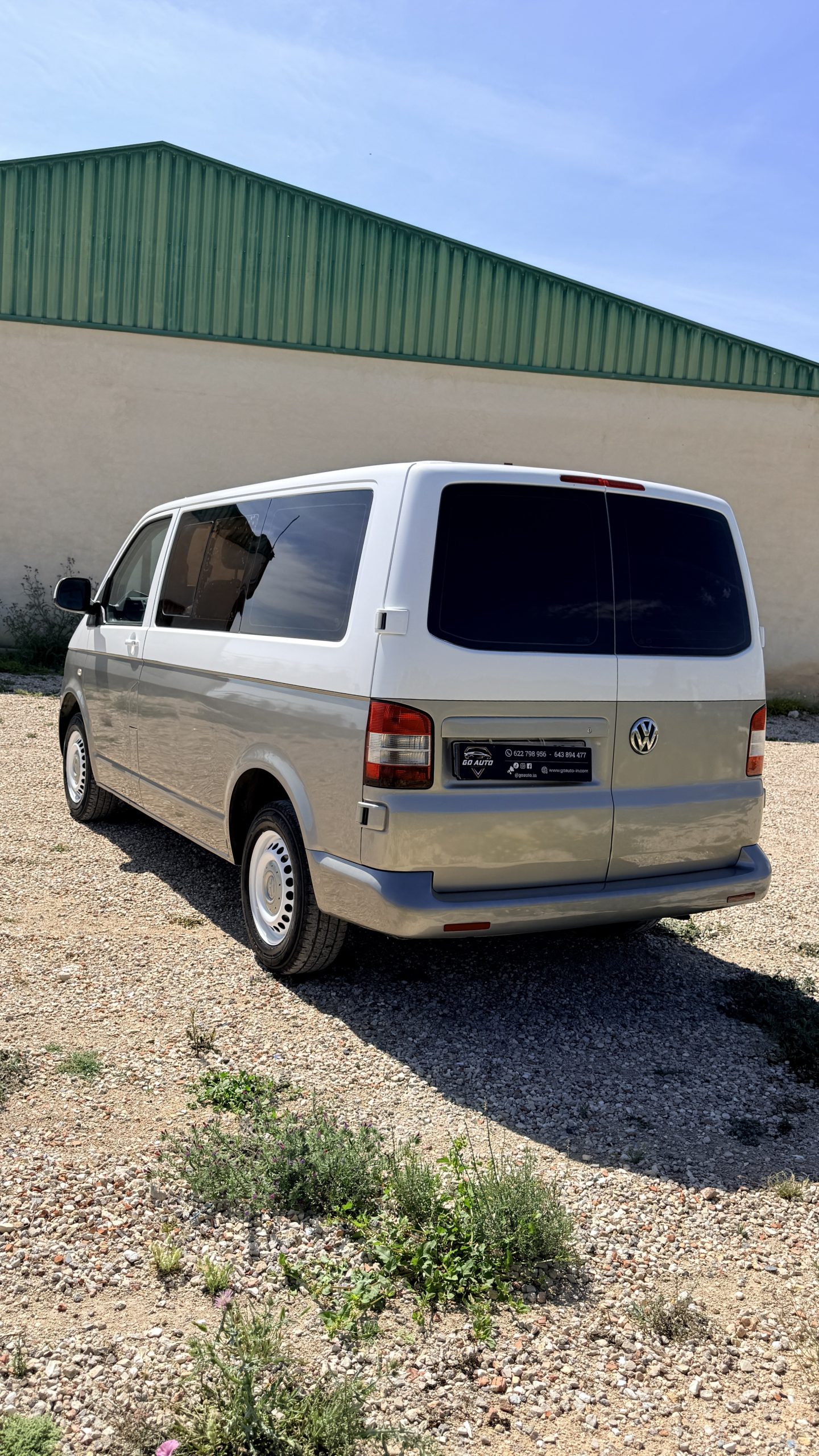 RESERVADO - Volkswagen T5 Kombi 2.0 TDI - Imagen 8
