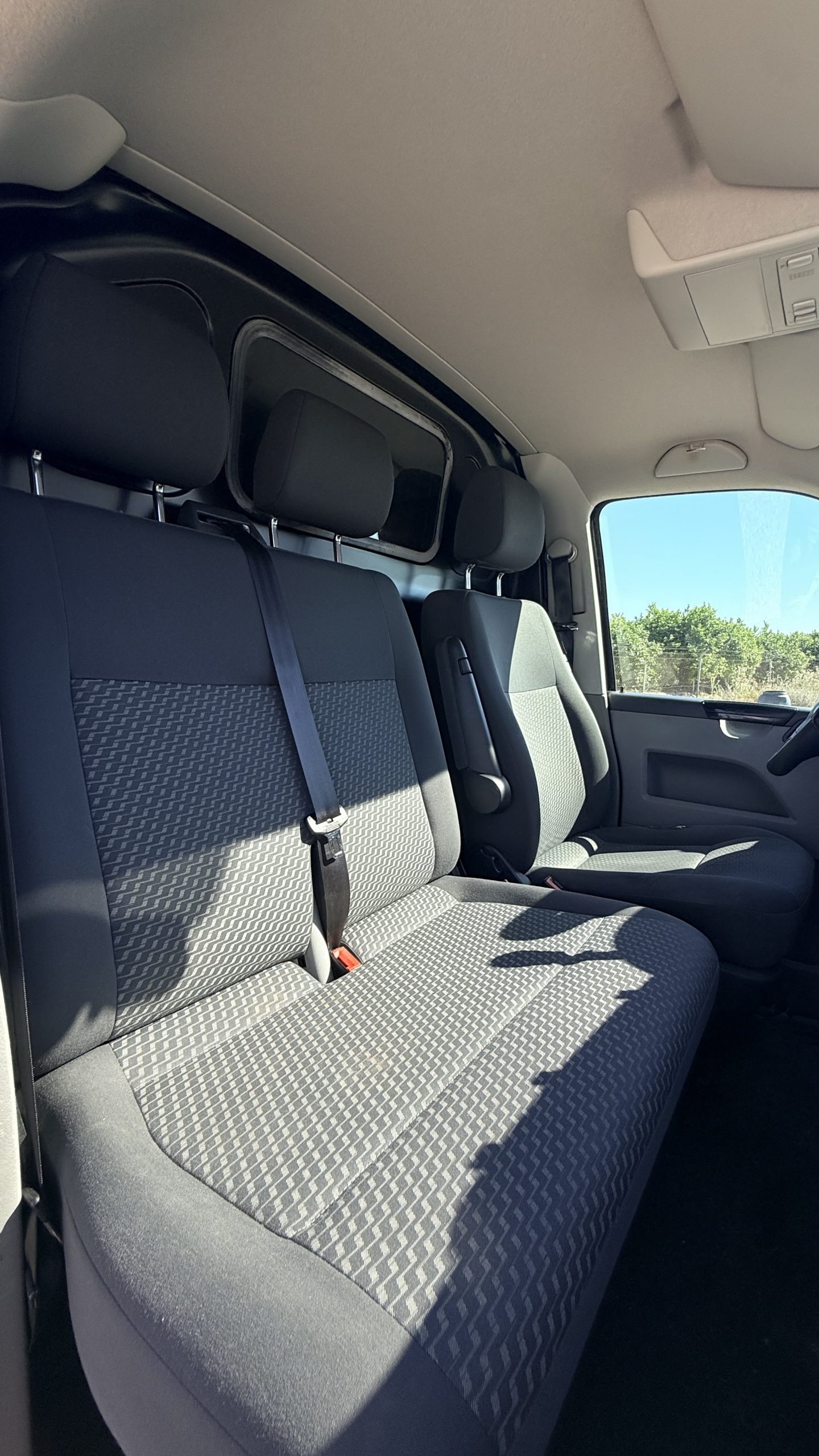 Volkswagen T5 Transporter 2.0 TDI Kasten 115cv - Imagen 14