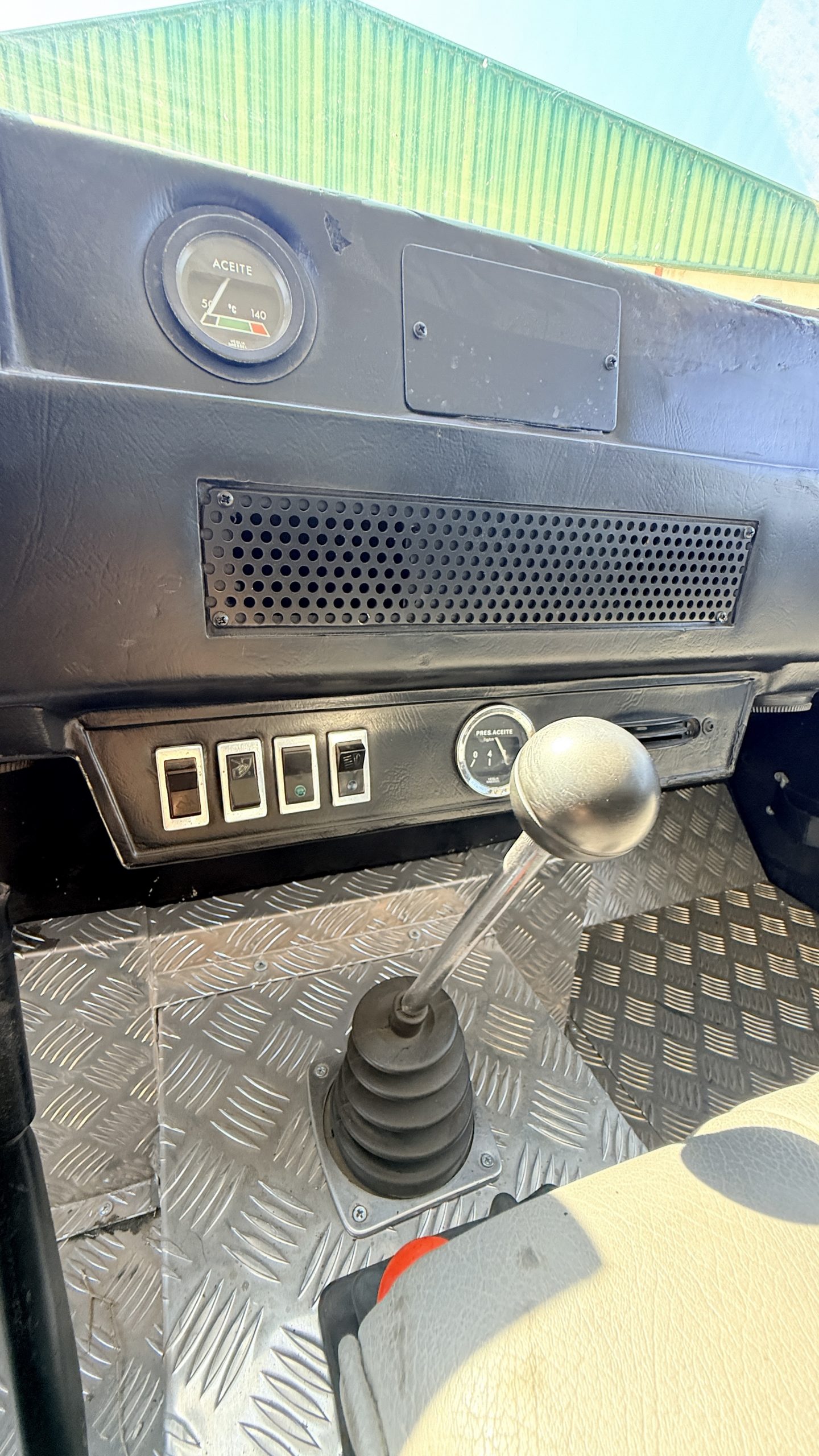 Land Rover Santana Turbo 2.286 (110 Familiar) - Imagen 13