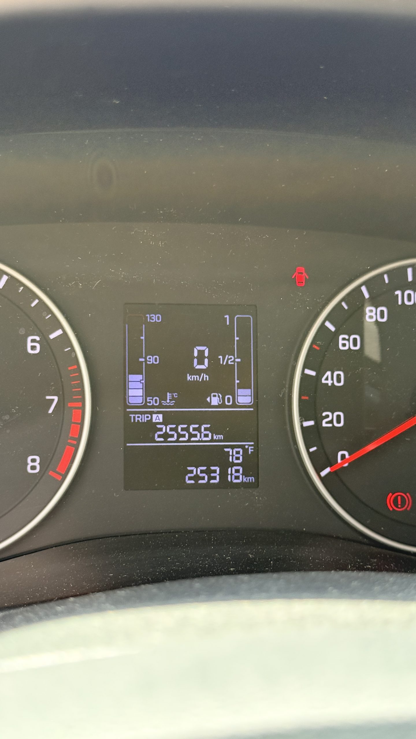Hyundai i20 1.0 MPI 75cv - Imagen 10