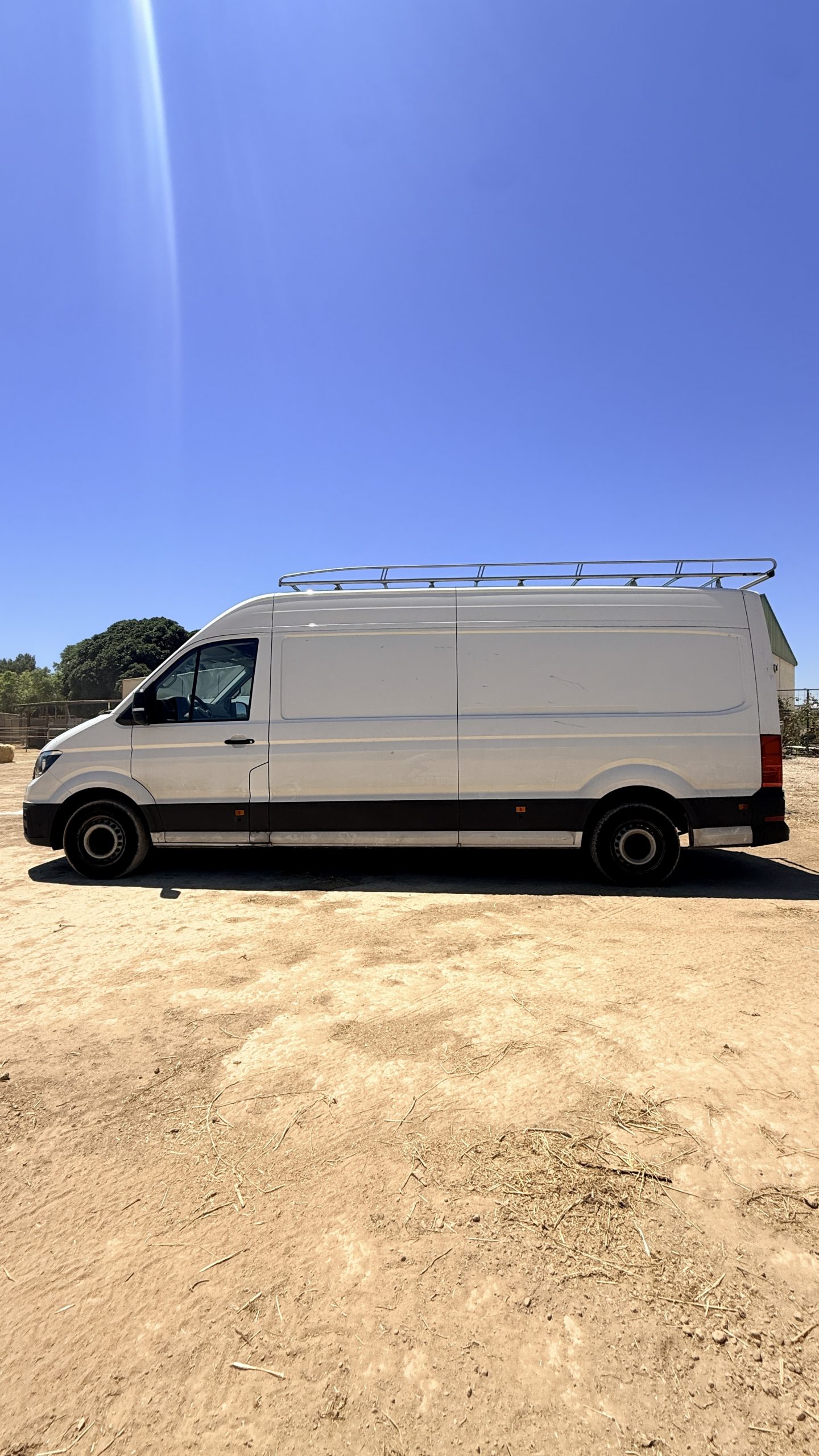 Volkswagen Crafter L4H3 2.0 TDI 177cv - Imagen 4